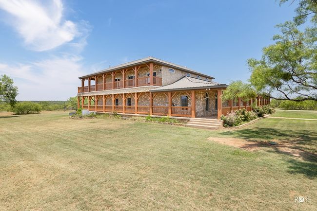 10171 S Hwy 277, House other with 4 bedrooms, 4 bathrooms and 3 parking in Bronte TX | Image 5