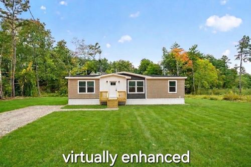 9 Loring Ave, Farmington, NH, 03835-3405 | Card Image