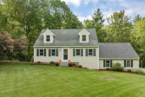 15 Mountain Road, Brookline, NH, 03033 | Card Image