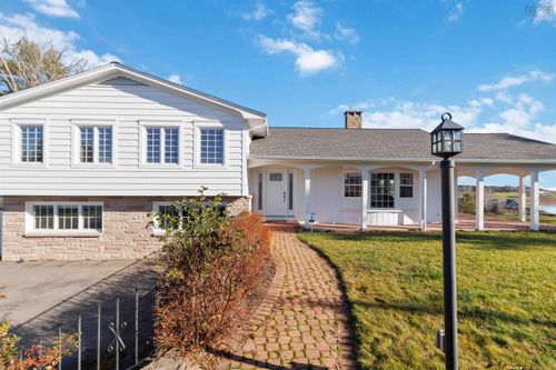 97 Nauss Dr, East Chester, NS, B0J1J0 | Card Image