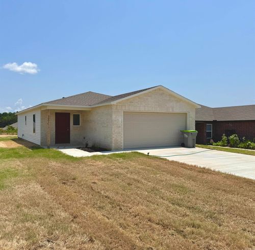 7001 Potomac Trl, Bauxite, AR, 72011-8610 | Card Image