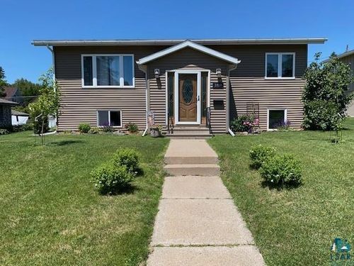 1019 17th St N, Virginia, MN, 55792-2138 | Card Image