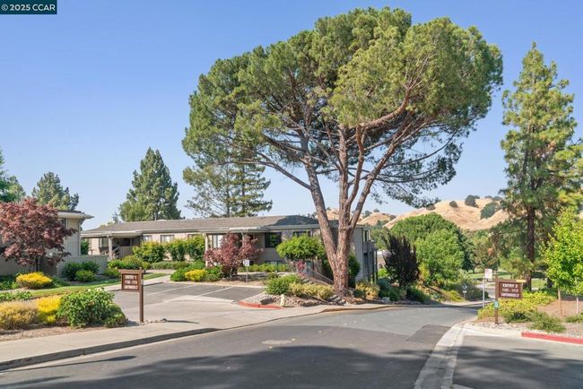 APT-4 - 1150 Canyonwood Ct, Condo with 2 bedrooms, 2 bathrooms and 1 parking in Walnut Creek CA | Image 38