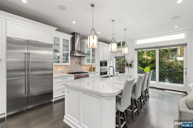 12 Hooks Ln, Condo with 4 bedrooms, 4 bathrooms and null parking in Edgewater NJ | Image 16