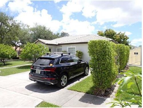 16307 Nw 91st Ave, Miami Lakes, FL, 33018-6313 | Card Image