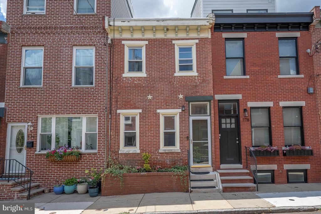 Croskey St, Philadelphia, PA 19130