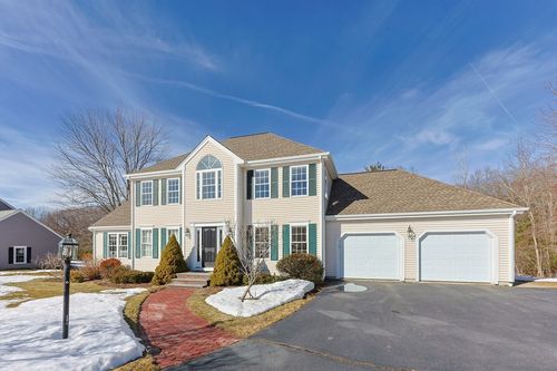 24 Russet Hill Rd, Ashland, MA, 01721-1445 | Card Image