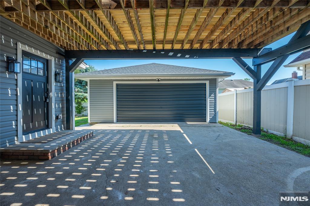 Residential in Saddle Brook 4