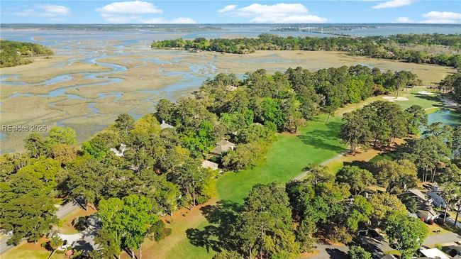 127 Moss Creek Dr, House other with 3 bedrooms, 3 bathrooms and null parking in Hilton Head Island SC | Image 65