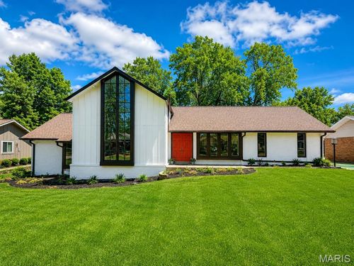 500 Kingridge Dr, Ballwin, MO, 63011-2731 | Card Image