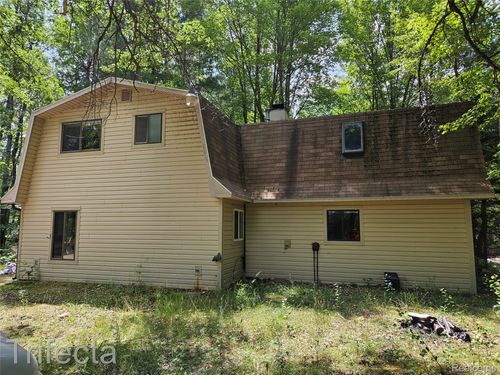 1495 Rifle River Dr, Prescott, MI, 48756-9582 | Card Image