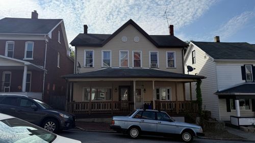 211-209211 Willow Ave, Altoona, PA, 16601-4560 | Card Image