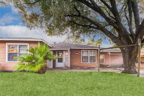 4105 Ella Blvd, Houston, TX, 77018-4207 | Card Image