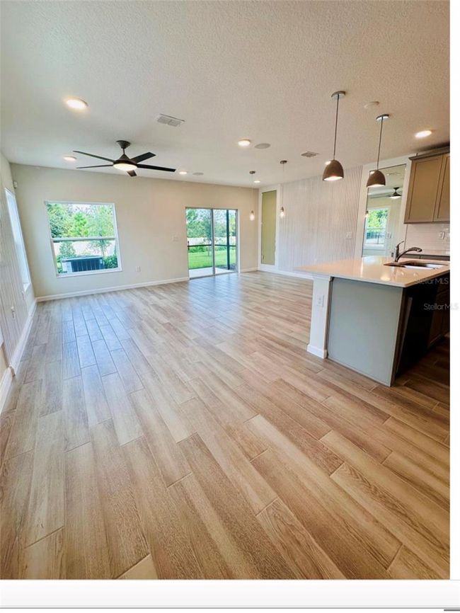 2895 Narcoossee Commons Way, Townhouse with 4 bedrooms, 3 bathrooms and null parking in Saint Cloud FL | Image 5