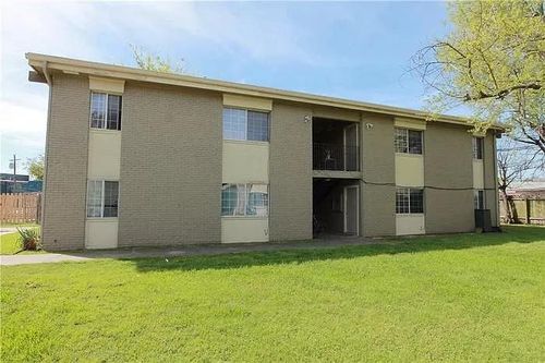 102-7206 Twin Crest Dr, Austin, TX, 78752-2530 | Card Image