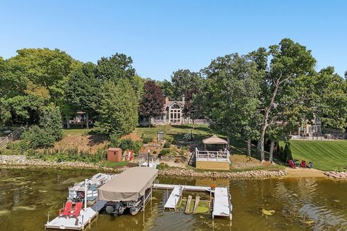 5946 N River Bay Road, Waterford, WI, 53185 | Card Image