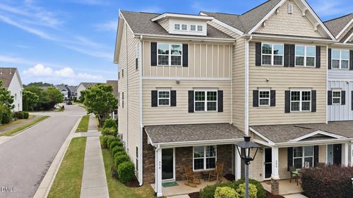 998 Tender Dr, Apex, NC, 27502-2406 | Card Image