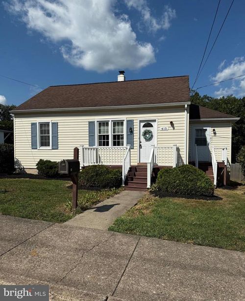 415 Washington Ave, SELLERSVILLE, PA, 18960-2115 | Card Image