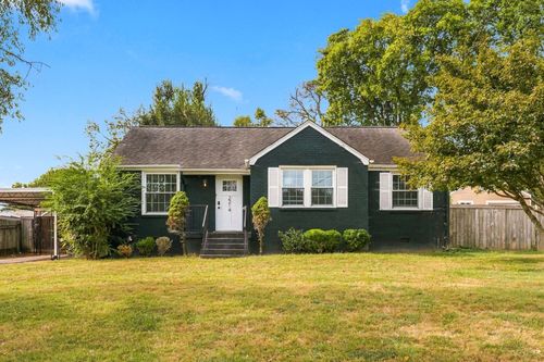 2214 Fernwood Dr, Nashville, TN, 37216-3530 | Card Image
