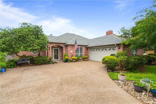 6145 Strasbourg Dr, Corpus Christi, TX, 78414-6124 | Card Image
