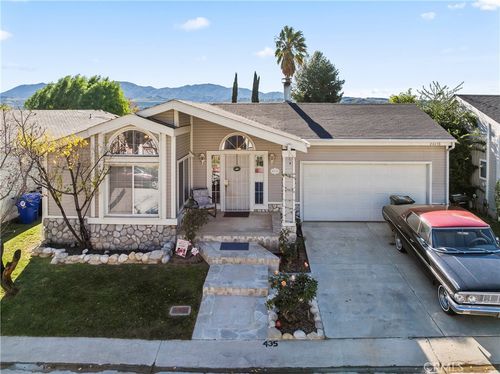 20176 Canyon View Dr, Canyon Country, CA, 91351-5732 | Card Image