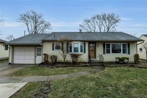 27 Castle Court, Amherst, NY, 14226 | Card Image