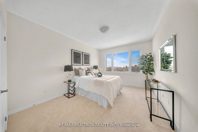 1053 Zircon Manor, House other with 4 bedrooms, 3 bathrooms and 1 parking in Pickering ON | Image 30