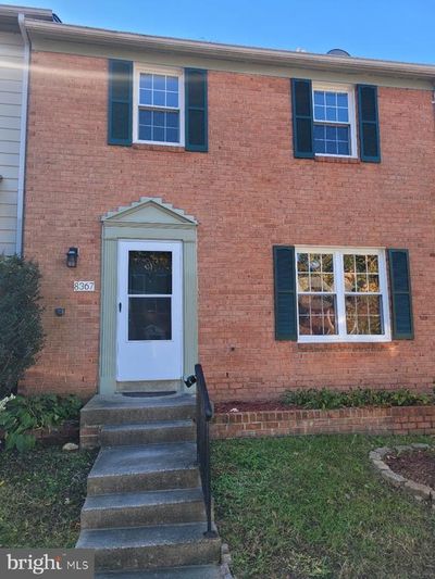 8367 Stationhouse Court, Townhouse with 3 bedrooms, 2 bathrooms and null parking in LORTON VA | Image 1