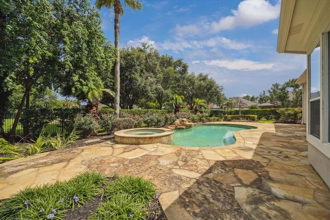 5215 Eagle Pointe Ct, House other with 5 bedrooms, 5 bathrooms and 2 parking in Sugar Land TX | Image 33