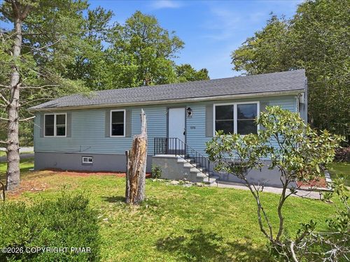 5358 Lockwood Dr, Tobyhanna, PA, 18466-3155 | Card Image