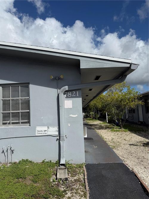 2w-7821 Johnson St, Pembroke Pines, FL, 33024-6858 | Card Image