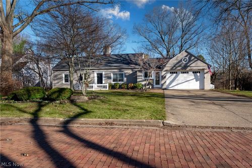 1210 Lennox Ave Ne, Massillon, OH, 44646-4146 | Card Image