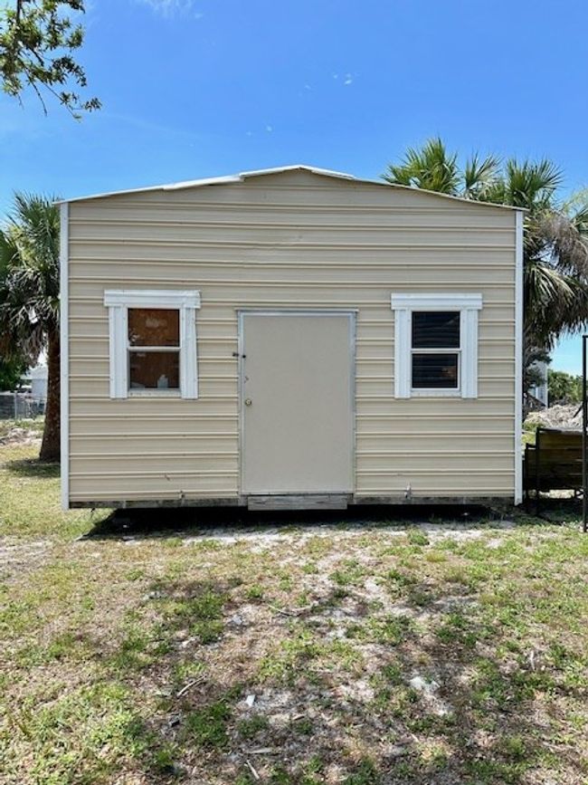 135 Balboa St, House other with 2 bedrooms, 2 bathrooms and 3 parking in Port St. Joe FL | Image 9