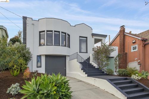 2745 2745 Maxwell Ave, Oakland, CA, 94619 | Card Image