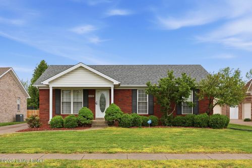 6318 Winding Stream Dr, Louisville, KY, 40272-5070 | Card Image
