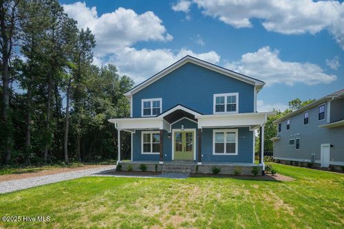 476 Yadkin Rd, Southern Pines, NC, 28387-3603 | Card Image