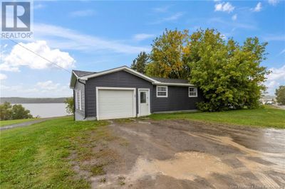 35 Lionel Rd, House other with 3 bedrooms, 1 bathrooms and null parking in Bouctouche Sud NB | Image 1