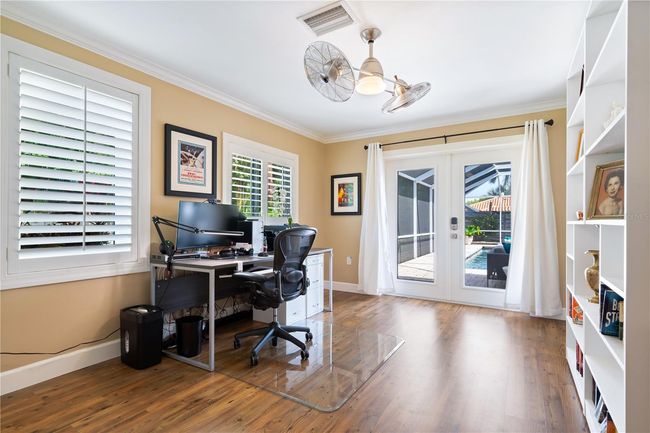 606 Owl Way, House other with 3 bedrooms, 3 bathrooms and null parking in SARASOTA FL | Image 23