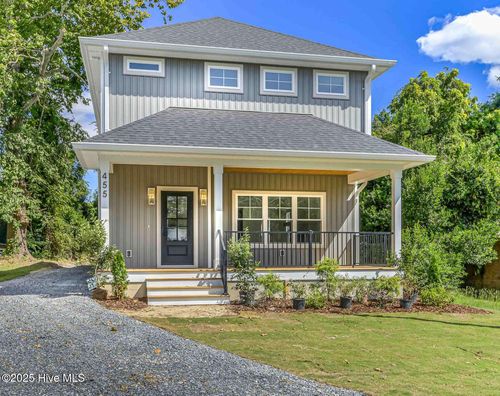 455 W New Hampshire Ave, Southern Pines, NC, 28387-4020 | Card Image