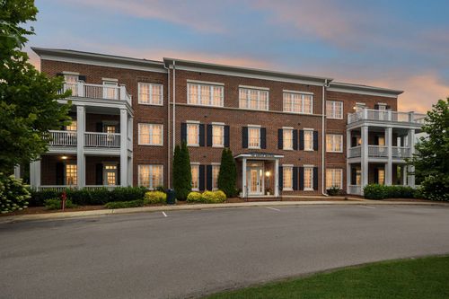 ste-104-201 Swain Cir, Franklin, TN, 37064-1746 | Card Image