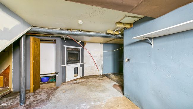 212 S Main St, House other with 2 bedrooms, 2 bathrooms and null parking in Glen Ullin ND | Image 15