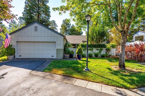 18502 Wellesley Court, Sonoma, CA, 95476 | Card Image