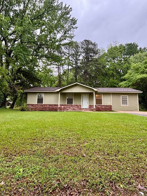 1613 N James St, Jacksonville, AR, 72076-3129 | Card Image