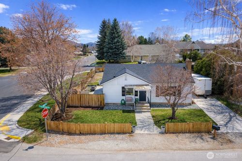 505 N Markeson Street, Chelan, WA, 98816 | Card Image