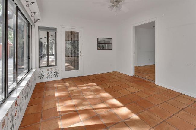 Glassed-in Florida Room | Image 28