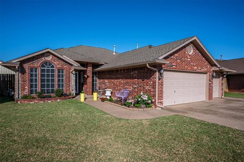 3300 Judy Ter, Moore, OK, 73160-7525 | Card Image