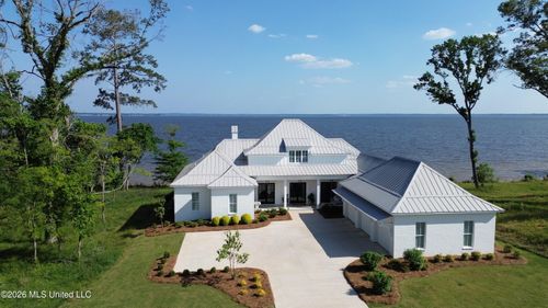 117 N Natchez Dr, Madison, MS, 39110-6912 | Card Image