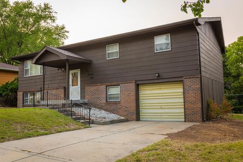 529 W 18th St, Concordia, KS, 66901-5201 | Card Image