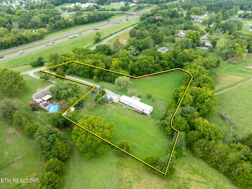 141 Cox Loy Ln, Clinton, TN, 37716-6815 | Card Image