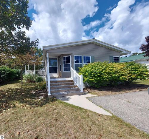 2457 Friendship Dr, Traverse City, MI, 49686-4977 | Card Image